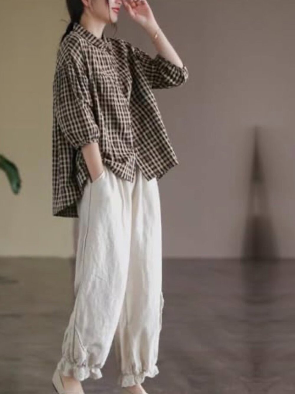 Yi Shang Fend Shang wonen's coffee-colored checkered shirt BRAND NEW